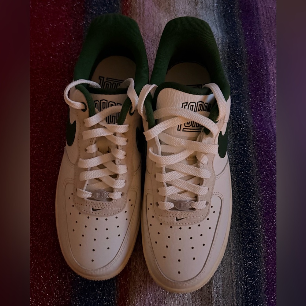 Nike Air Force 1’s White and Green